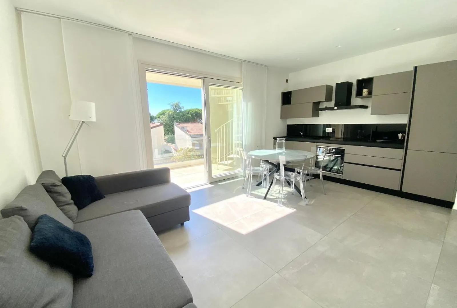 Venere Apartament Tirrenia