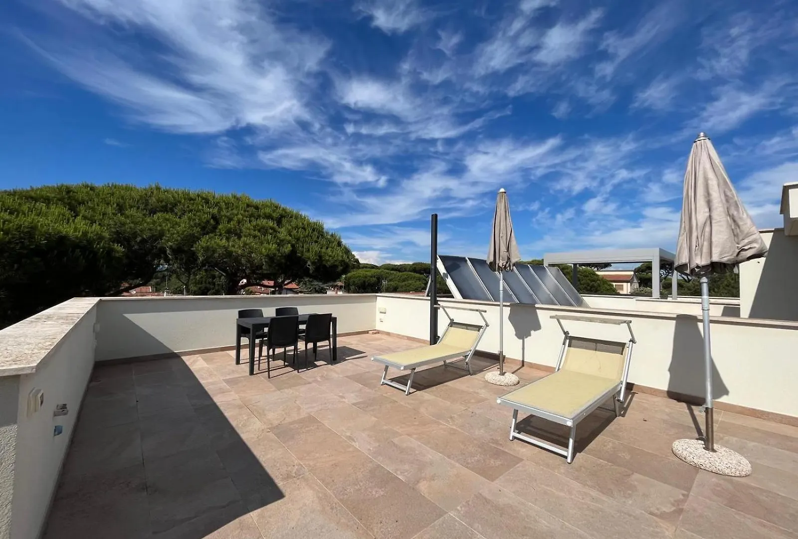 Venere Apartament Tirrenia