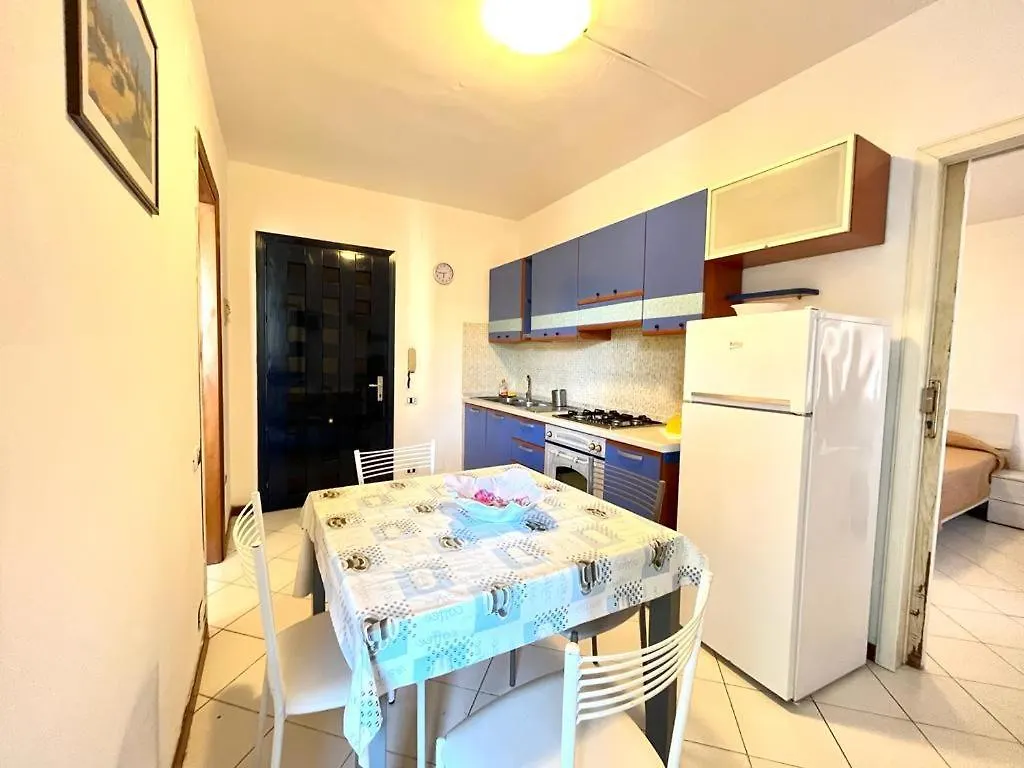 Venere Apartament Tirrenia Apartment